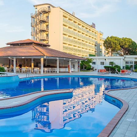 Hotel Adria Мілано-Маріттіма Екстер'єр фото