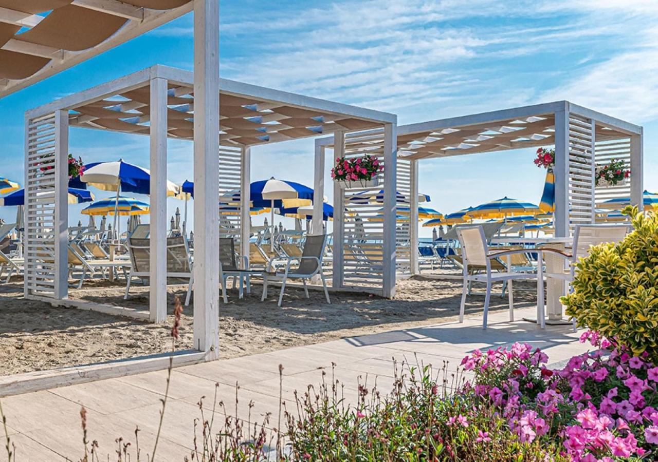 Hotel Adria Мілано-Маріттіма Екстер'єр фото