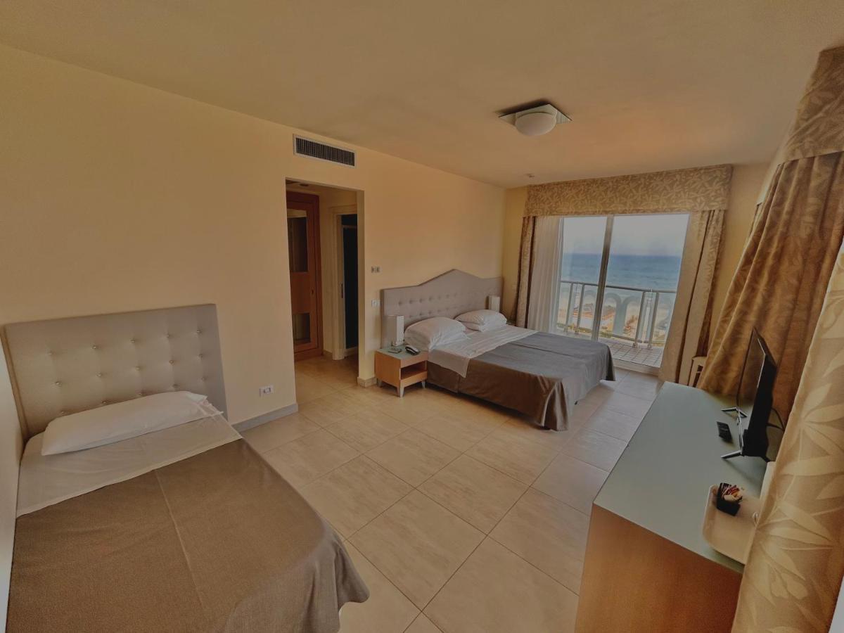 Hotel Adria Мілано-Маріттіма Екстер'єр фото