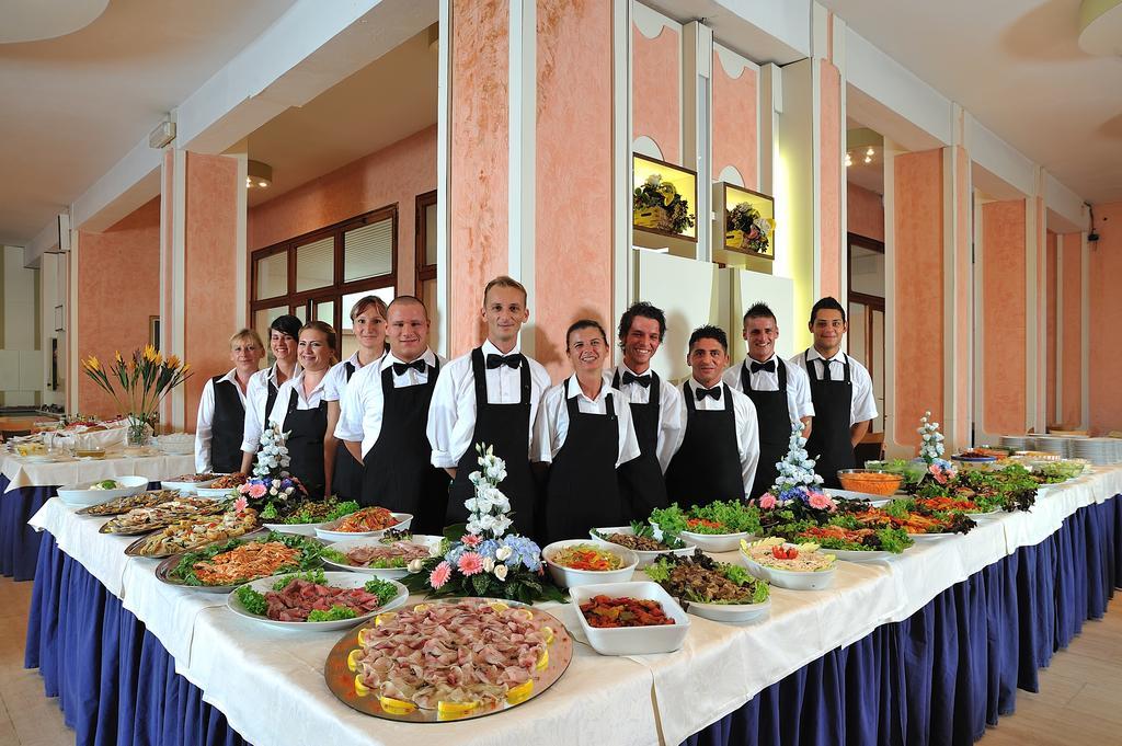 Hotel Adria Мілано-Маріттіма Екстер'єр фото